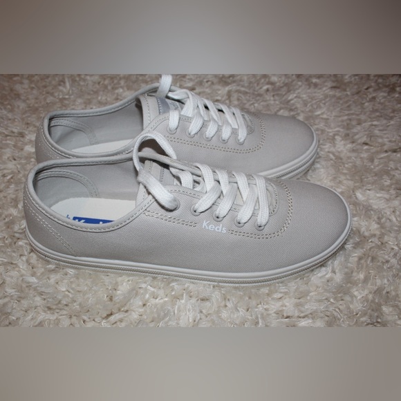 Keds Women’s Breezie Canvas Casual Sneakers (Gray) - Picture 3 of 5